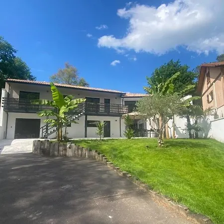 Grande Avec Piscine Au Portes De Bayonne Villa *