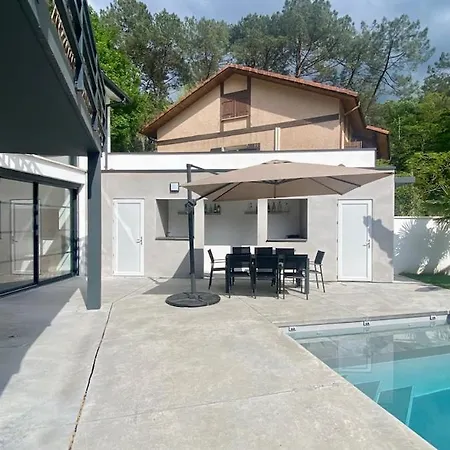 Grande Avec Piscine Au Portes De Bayonne Villa Saint-Martin-de-Seignanx