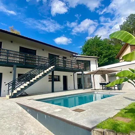 Grande Avec Piscine Au Portes De Bayonne ヴィラ